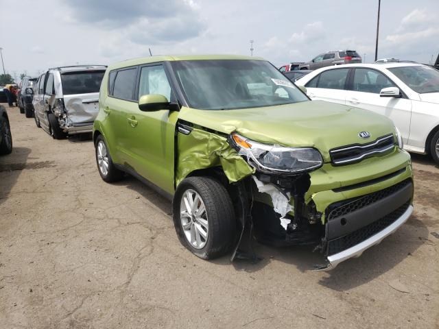 KIA SOUL + 2018 kndjp3a59j7907379