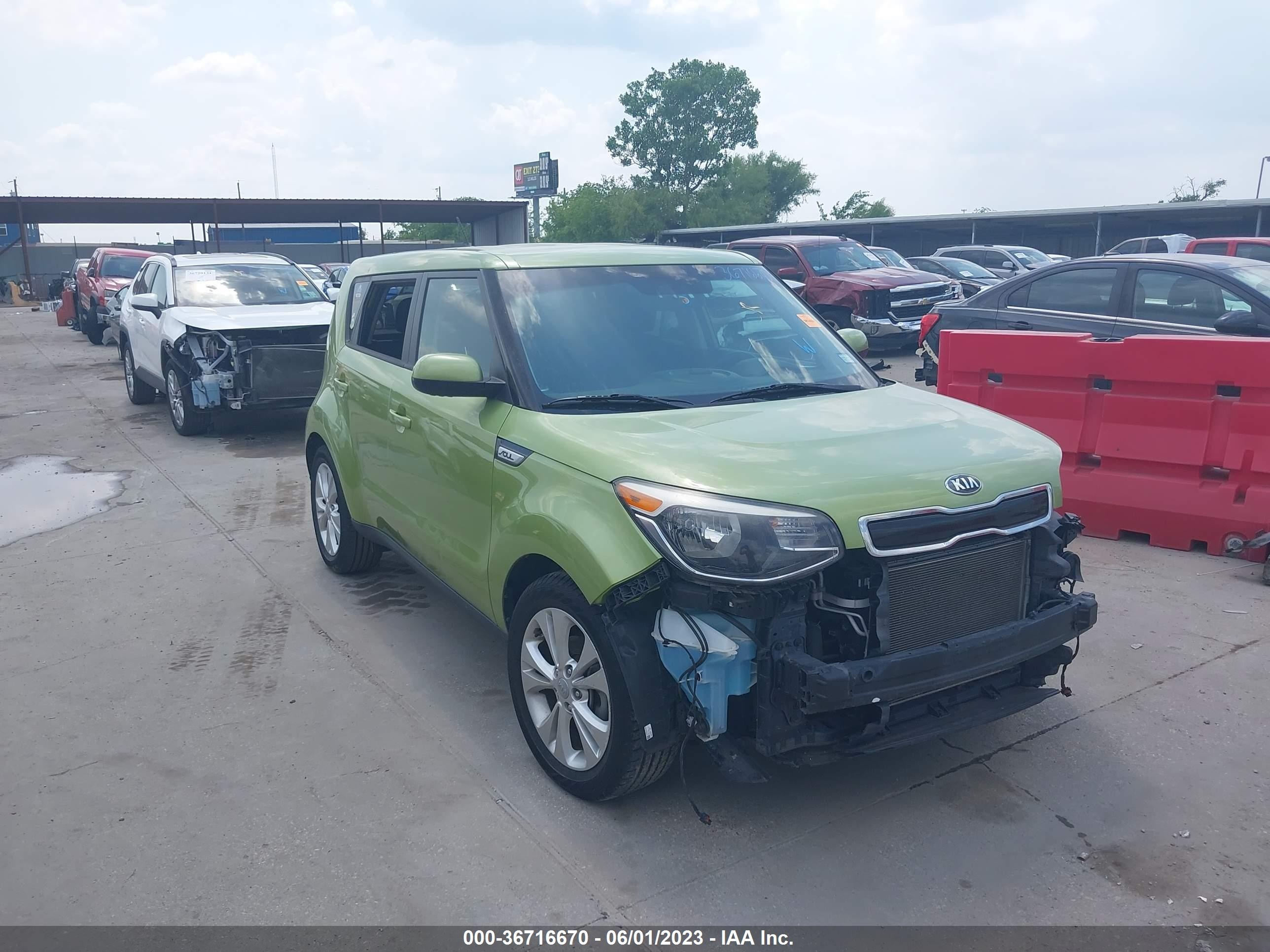 KIA SOUL 2016 kndjp3a5xg7821085