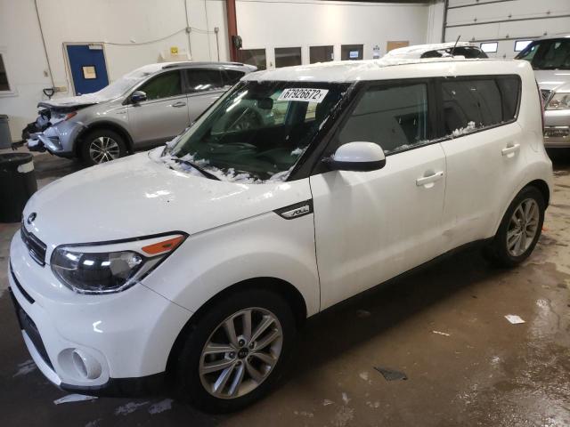 KIA SOUL + 2017 kndjp3a5xh7413283