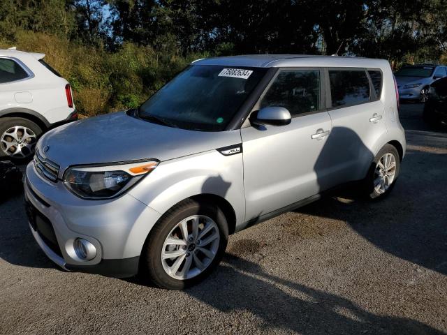 KIA SOUL + 2017 kndjp3a5xh7415549