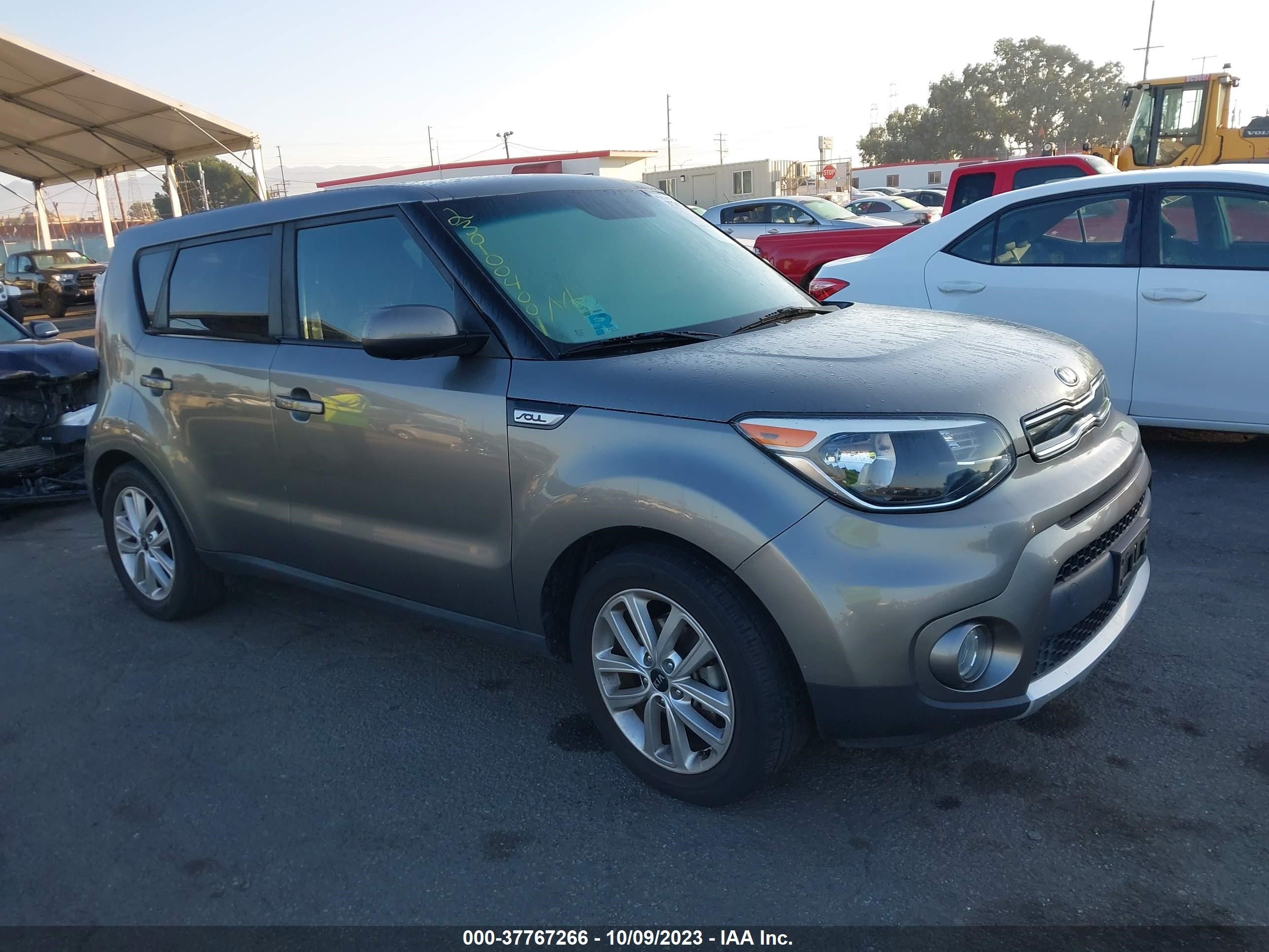 KIA SOUL 2017 kndjp3a5xh7450706