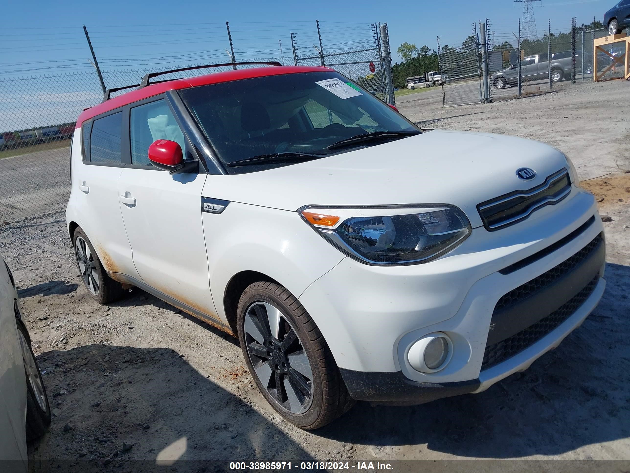 KIA SOUL 2017 kndjp3a5xh7451578