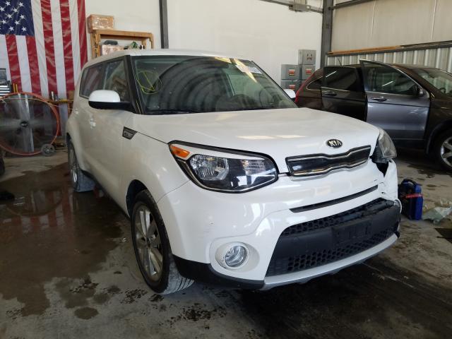 KIA SOUL + 2018 kndjp3a5xj7546437