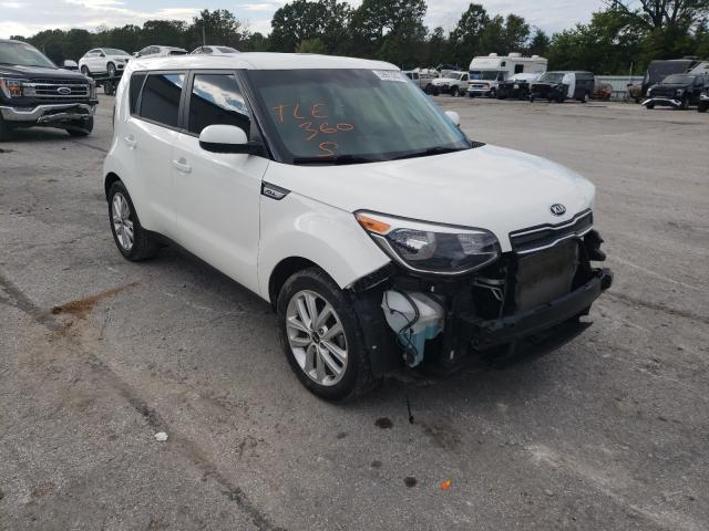 KIA SOUL + 2018 kndjp3a5xj7610461