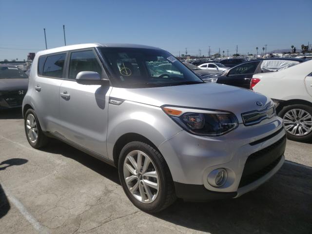 KIA SOUL + 2019 kndjp3a5xk7652467