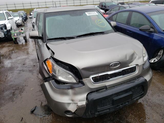 KIA SOUL + 2010 kndjt2a20a7104049