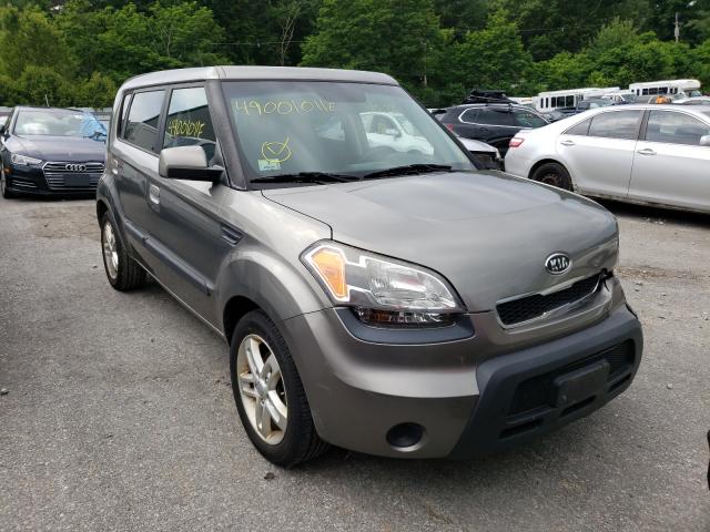 KIA SOUL + 2010 kndjt2a20a7122437