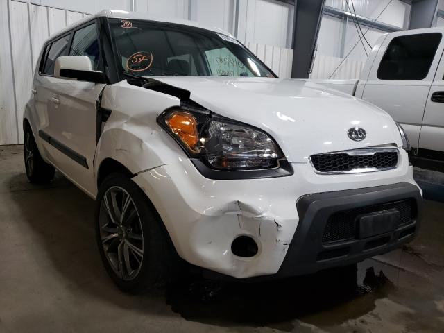 KIA SOUL + 2011 kndjt2a20b7331095