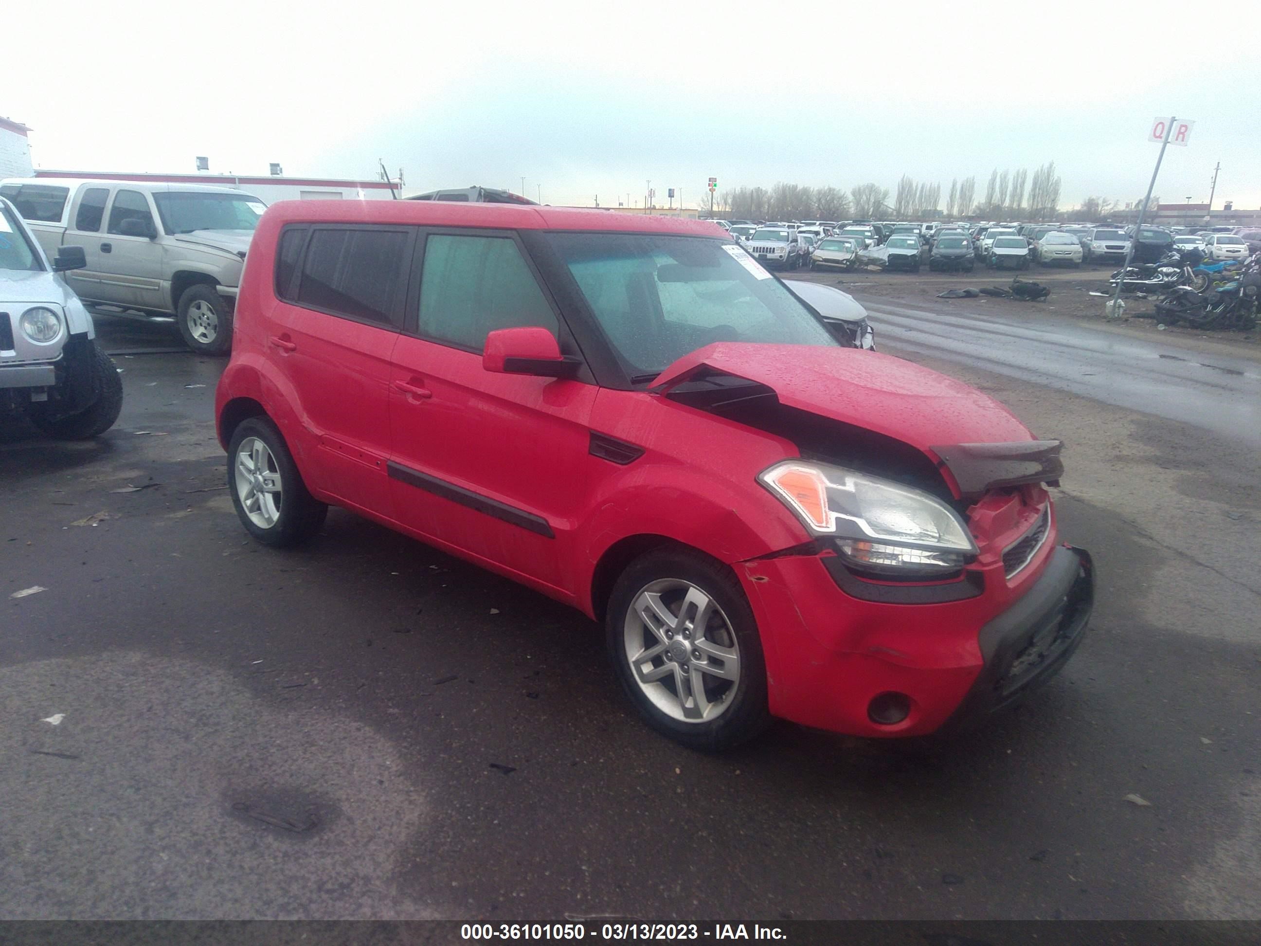 KIA SOUL 2011 kndjt2a20b7332425