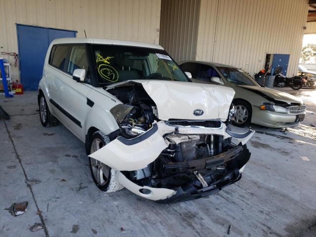 KIA SOUL + 2010 kndjt2a21a7146813