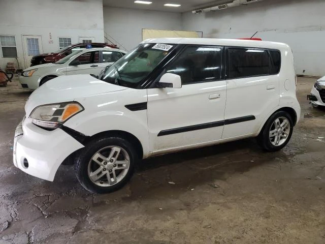 KIA SOUL + 2010 kndjt2a22a7035722