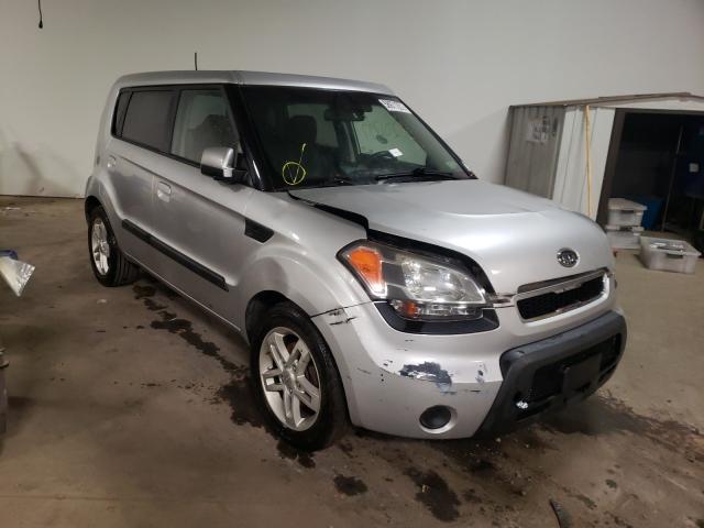 KIA SOUL + 2010 kndjt2a22a7701655