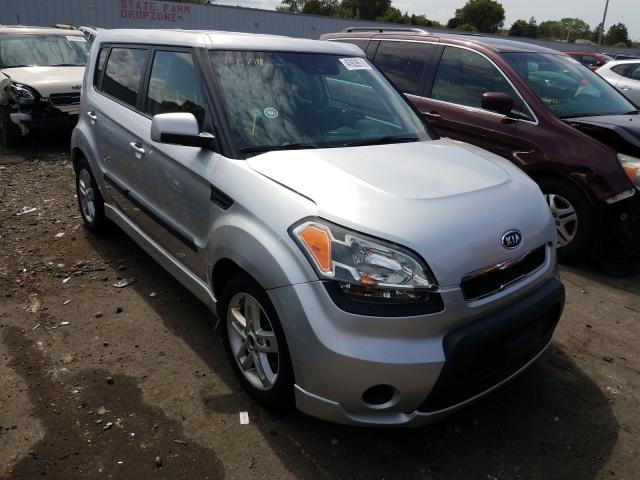 KIA SOUL + 2011 kndjt2a22b7306909