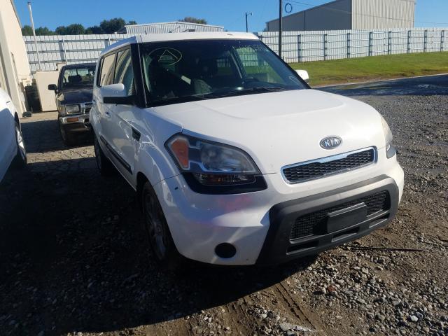 KIA SOUL + 2011 kndjt2a22b7313942