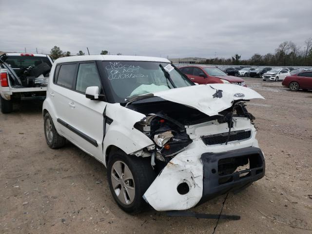 KIA SOUL + 2011 kndjt2a22b7720174