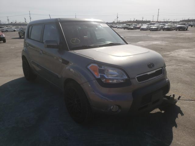 KIA SOUL + 2010 kndjt2a23a7047331