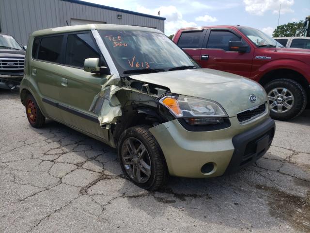 KIA SOUL + 2010 kndjt2a23a7077641