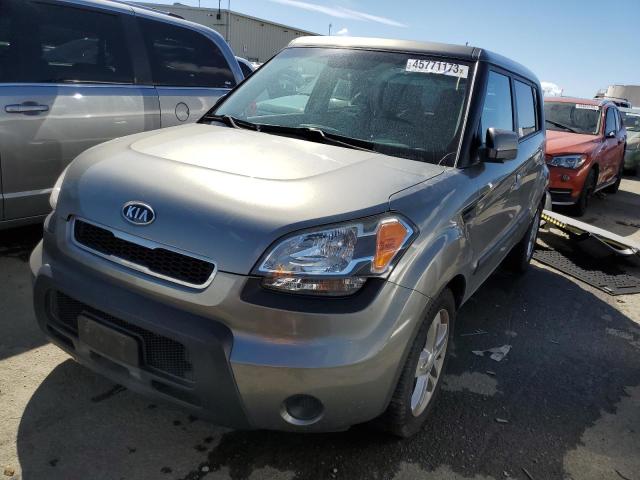 KIA SOUL + 2010 kndjt2a23a7129057