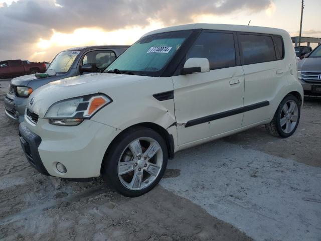 KIA SOUL + 2010 kndjt2a24a7038881