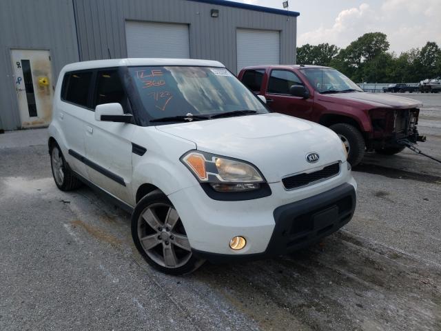 KIA SOUL + 2010 kndjt2a24a7074845