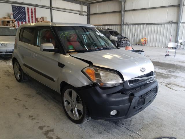 KIA SOUL + 2010 kndjt2a24a7702953