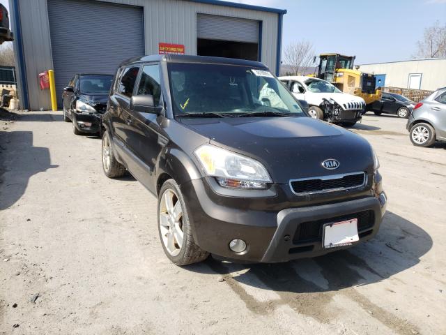 KIA SOUL + 2011 kndjt2a24b7216449