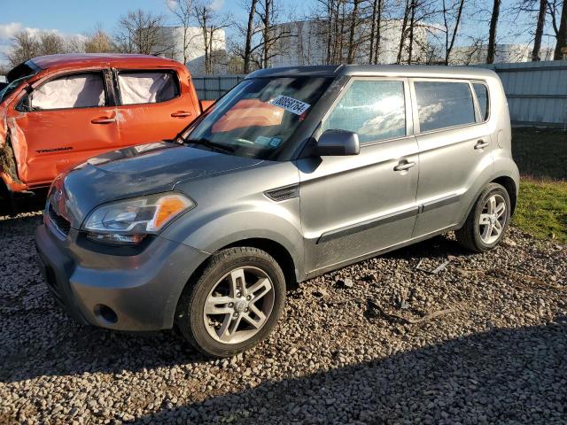 KIA SOUL + 2011 kndjt2a24b7324568