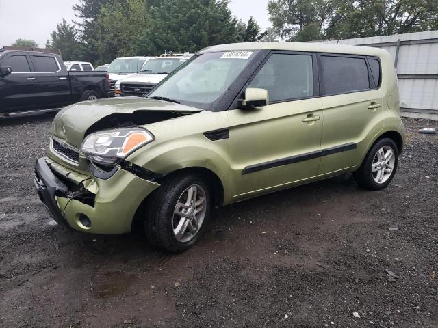 KIA SOUL + 2011 kndjt2a24b7328359