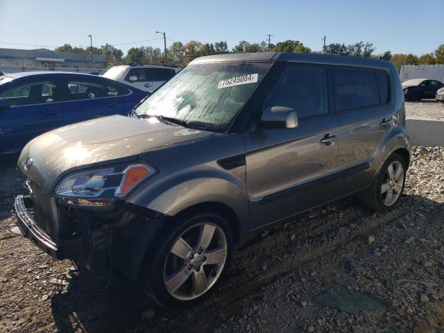 KIA SOUL + 2011 kndjt2a24b7343301