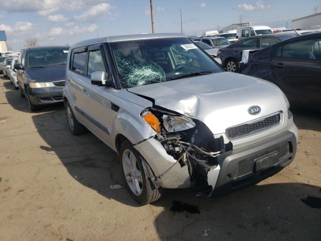 KIA SOUL + 2011 kndjt2a24b7344156