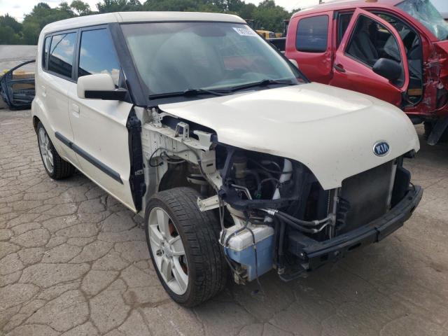 KIA SOUL + 2010 kndjt2a25a7038128