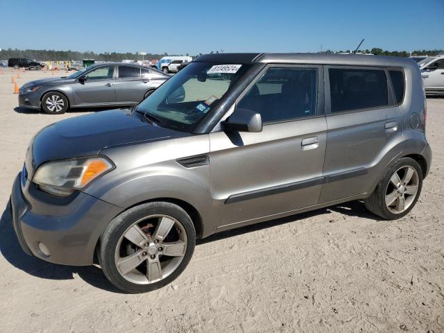 KIA SOUL + 2010 kndjt2a25a7068701