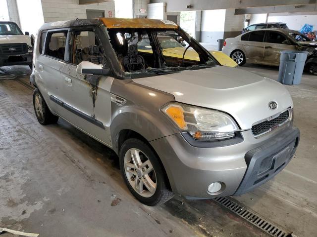 KIA SOUL + 2010 kndjt2a25a7119548