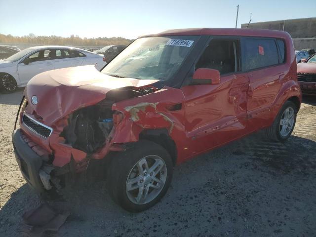 KIA SOUL + 2010 kndjt2a25a7179085