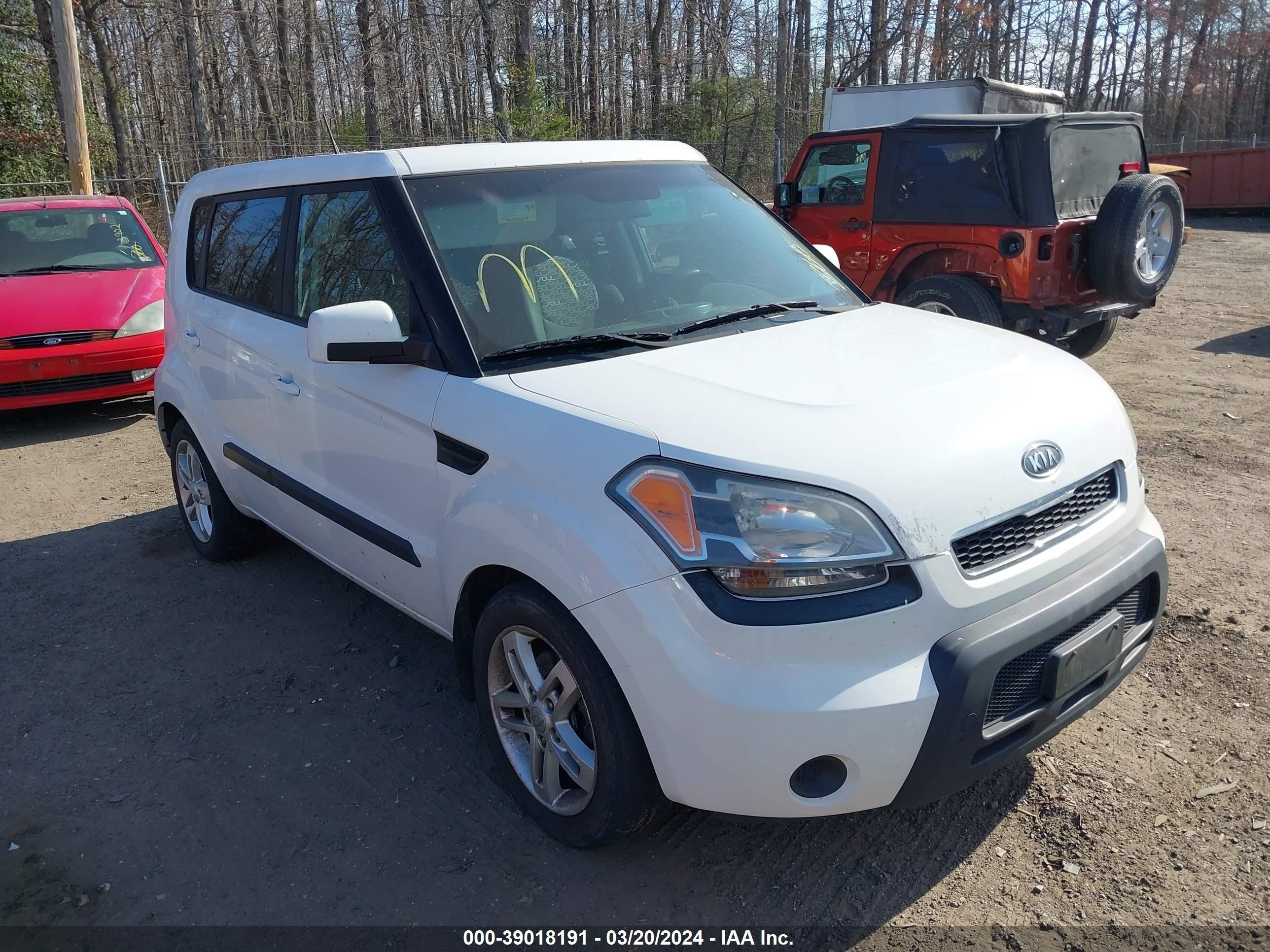 KIA SOUL 2011 kndjt2a25b7300697