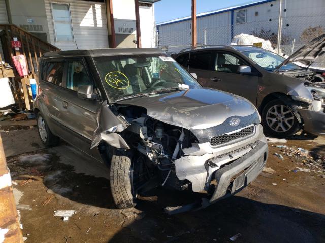 KIA SOUL + 2010 kndjt2a26a7042026