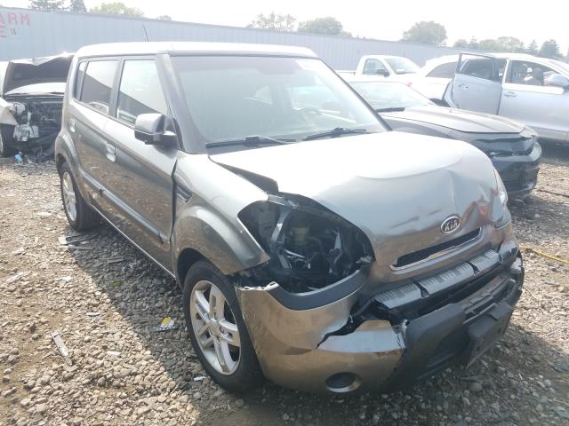 KIA SOUL + 2010 kndjt2a26a7045220