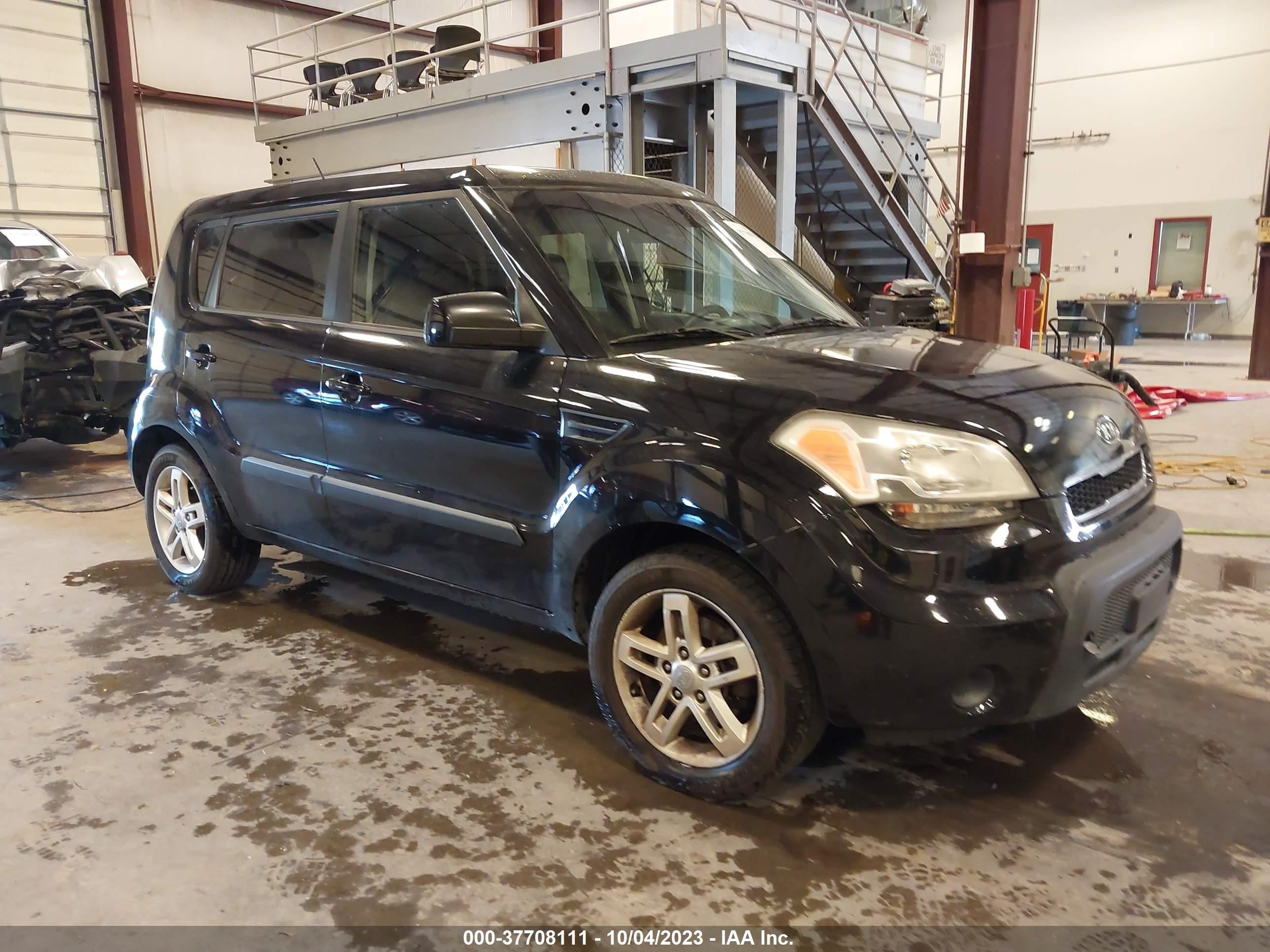 KIA SOUL 2011 kndjt2a27b7215070