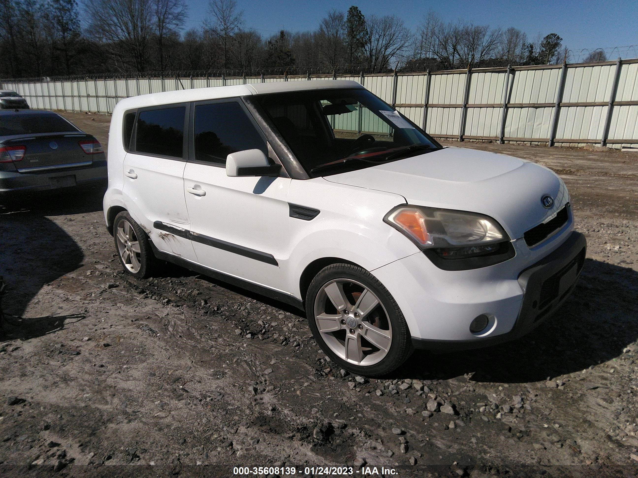 KIA SOUL 2011 kndjt2a27b7722597