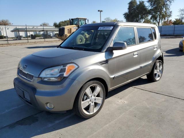 KIA SOUL + 2010 kndjt2a28a7038382