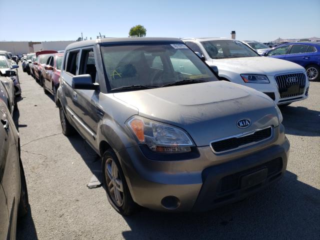 KIA SOUL + 2010 kndjt2a28a7066912