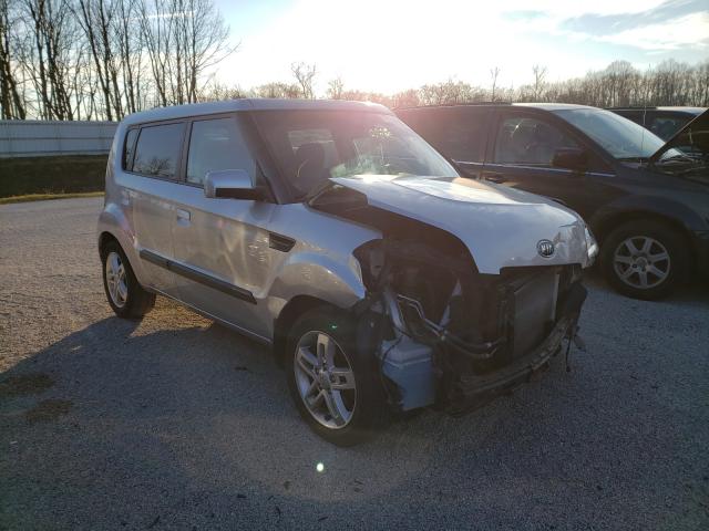 KIA SOUL + 2010 kndjt2a28a7114909