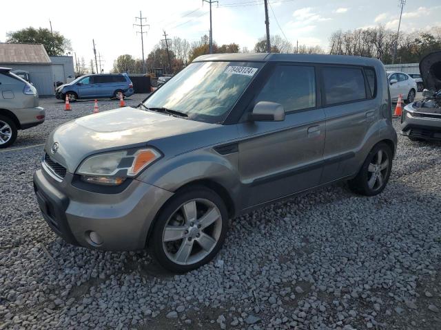 KIA SOUL + 2010 kndjt2a28a7165715