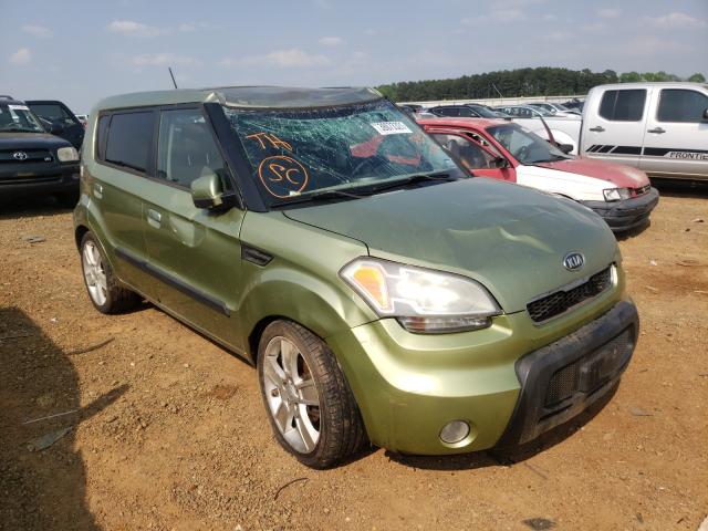 KIA SOUL + 2010 kndjt2a29a7037855