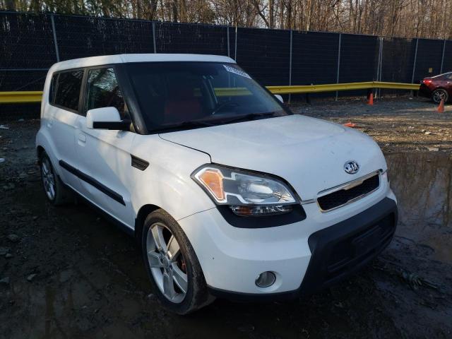 KIA SOUL + 2010 kndjt2a29a7041730