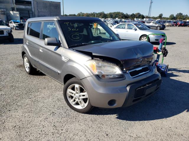 KIA SOUL + 2010 kndjt2a29a7117401