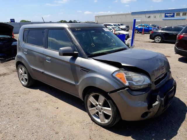 KIA SOUL + 2010 kndjt2a29a7180675