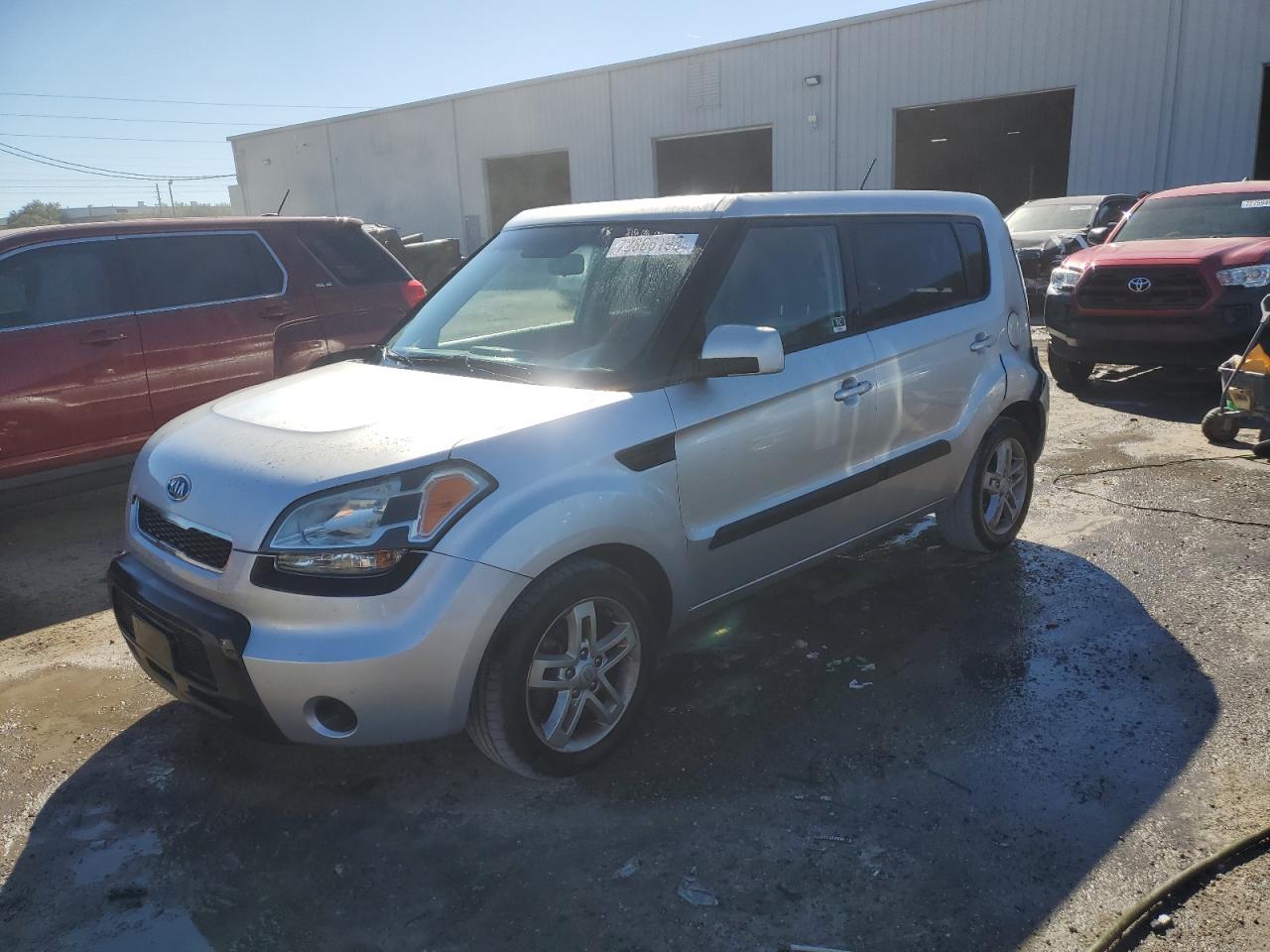 KIA SOUL 2011 kndjt2a29b7260625