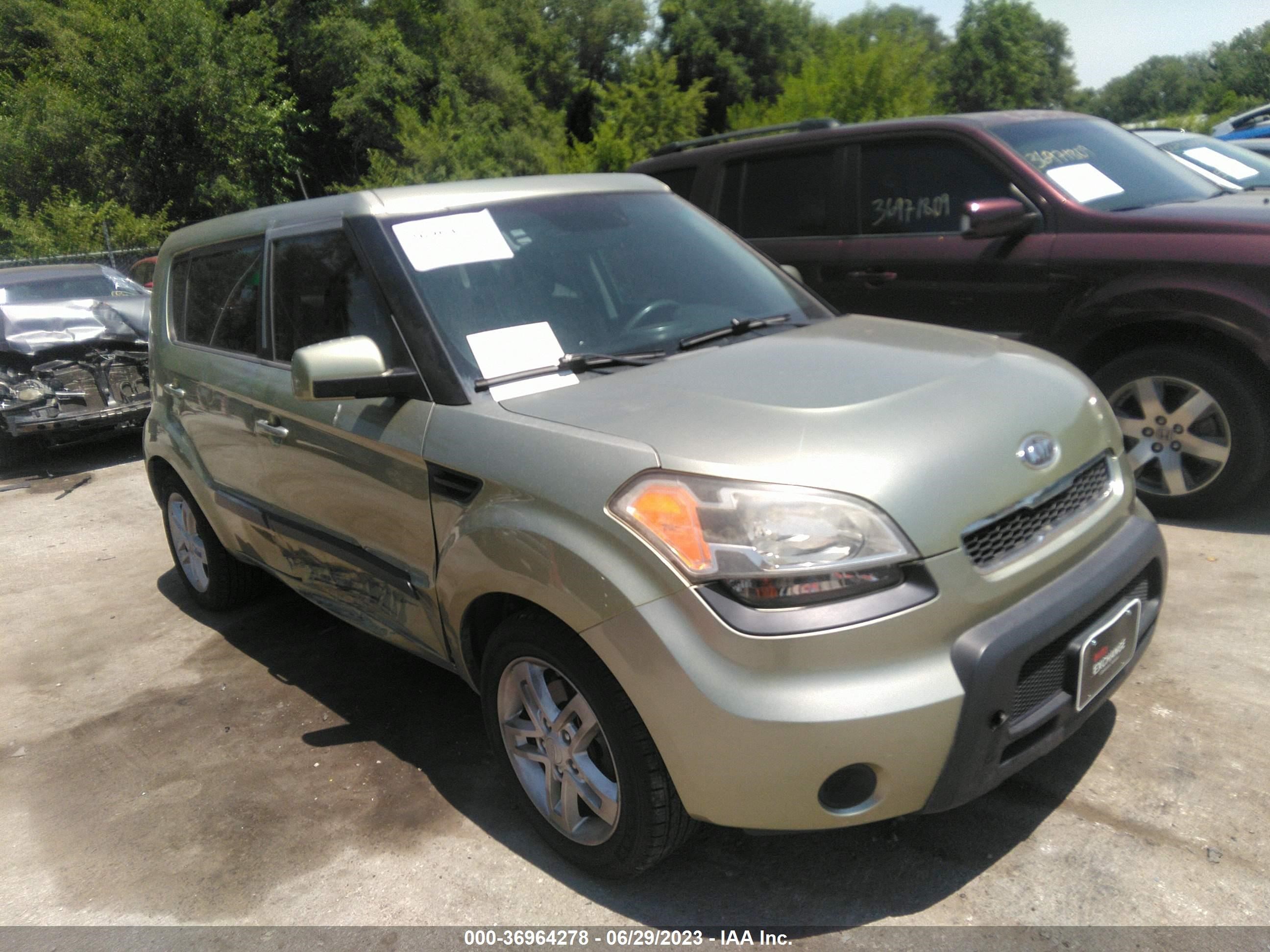 KIA SOUL 2011 kndjt2a29b7310889