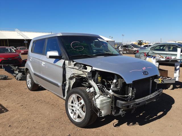 KIA SOUL + 2010 kndjt2a2xa7047407